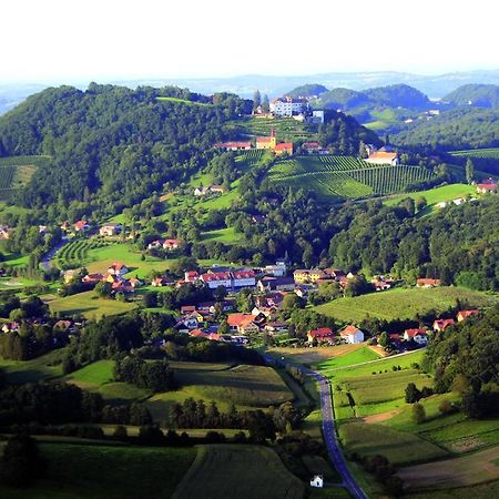 Schloss Kapfenstein Exterior foto